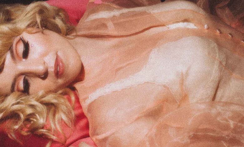 EMEREE Turns R&B Into Designer Poison – FM famemagazine.co.uk